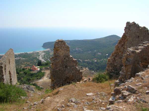 Fotografia Shqiptare - Faqe 12 Himara_ruinen