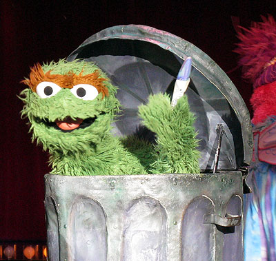 Image Wars! - Page 2 874-oscar-the-grouch