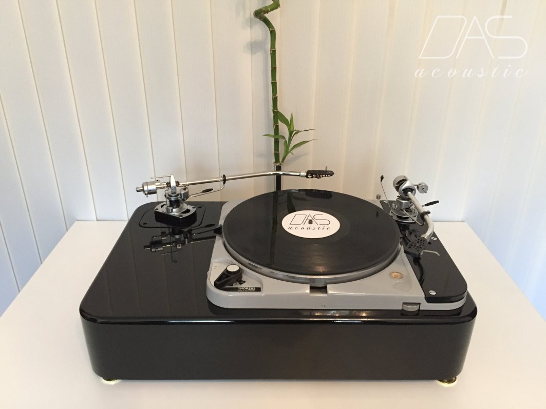 ¿Qué opinión tenéis del mítico Thorens td 124? Thorens-td124-two-tonearm-version_3