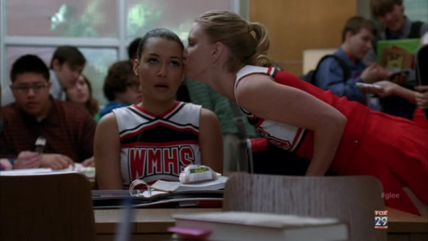 “Otra estúpida historia de amor” - Página 2 Brittana-6