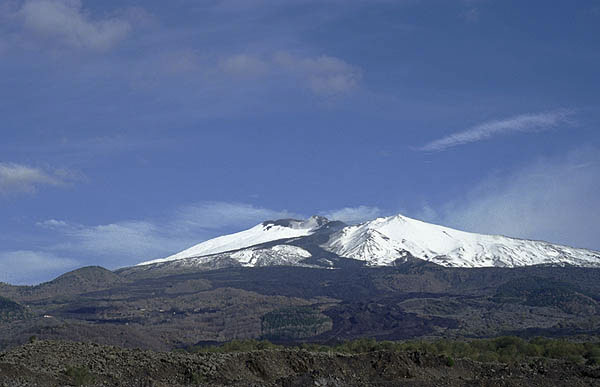   *&  &* Etna_31516