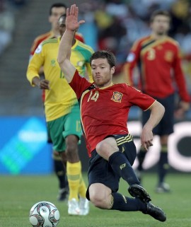 Xabi Alonso se aleja Xabi%20Alon_ampliada