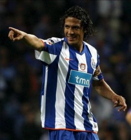 تشيلسي ينافس مدريد على برونو ألفيس 20090510-633775942551017500w%20bruno%20alves%20oporto_ampliada