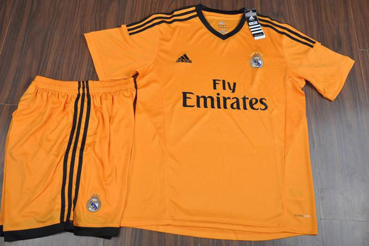 2013/14 Kit Thread Mk. I - Page 10 Camiseta3