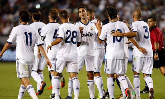 هنا تجد ما هو كأس السوبر Equipo_celebra_gol_amistoso_Galaxy_2012_2