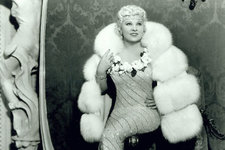 Le saviez-vous : une Mae West bien gonflée Mae-west_article_demi_colonne