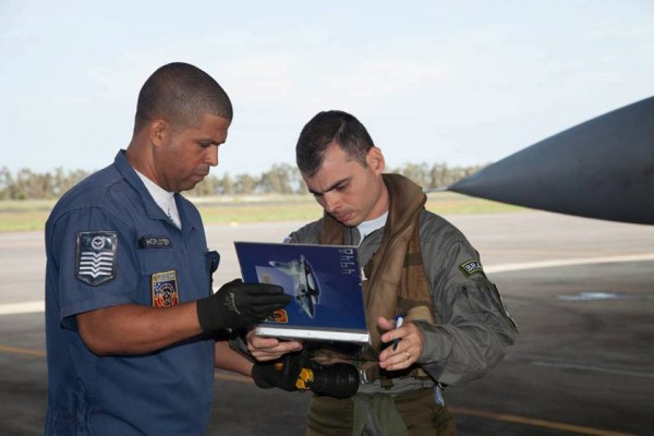 EL último vuelo del Mirage 2000 en Brasil M2000-14-600x400