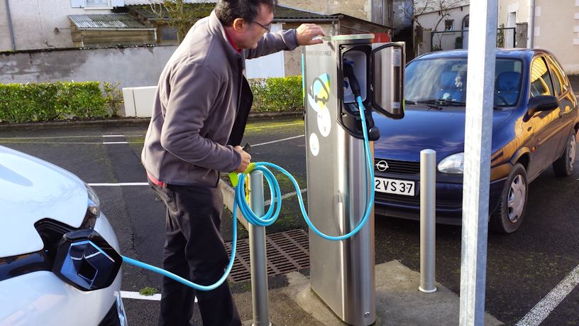 Nouveau sur Châteauroux Michel-charge-18KW