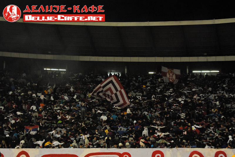 Count to 1000: Ultras Pics - Page 2 Delije07