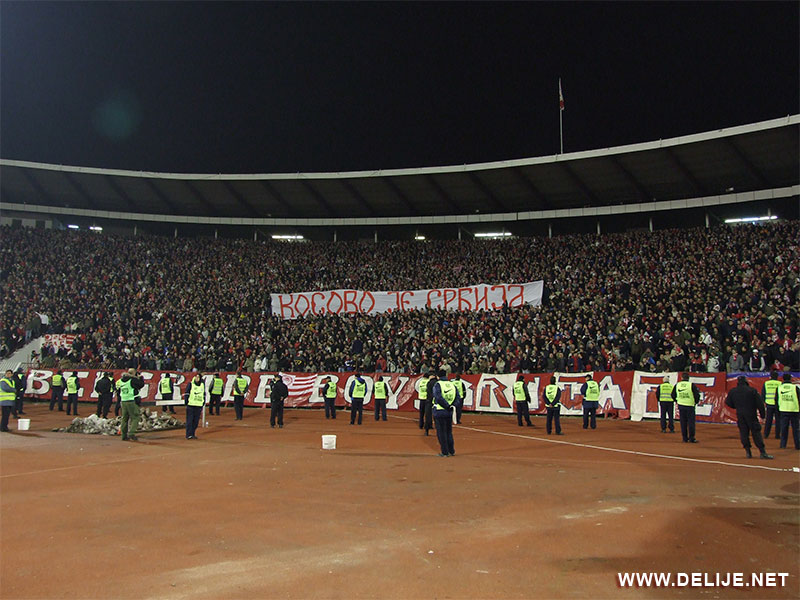 Delije (Crvena zvezda) 0708_cz_bolton_1