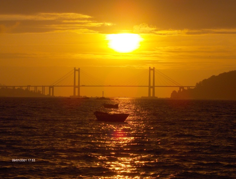 Los puentes mas bonitos de tu vida (No valen los festivos). Posta-de-sol-rande