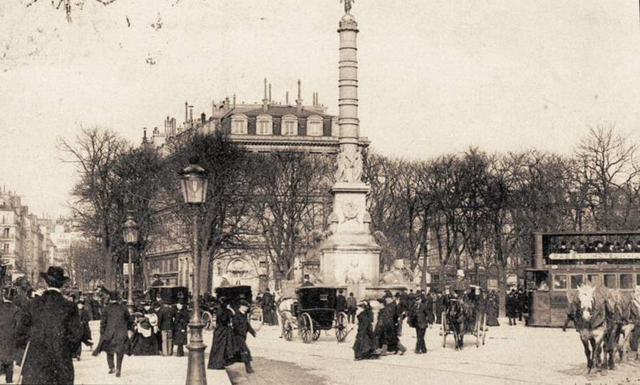 Paris avant et après : 32 photographies qui montrent comment la capitale a évolué à travers les époques ! Par Jérémy B.                     4a2a17e7-886c-45a4-ba9b-1ea6e767531f