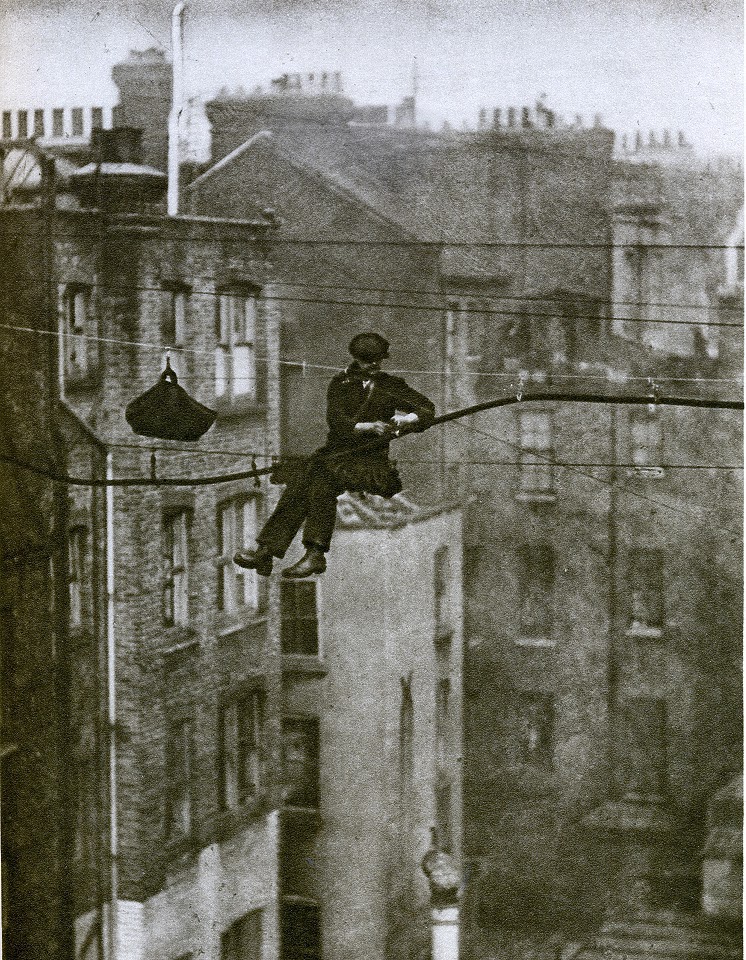 30 vieilles photos impressionnantes, elles vont vous donner le vertige ! 30