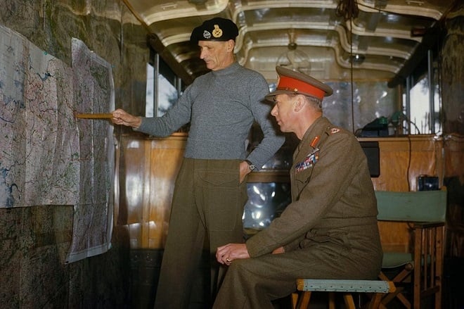 Ces 18 photographies de la Seconde guerre mondiale ont été restaurées en couleur... Elles sont magnifiques ! Par Jérémy B.                          10