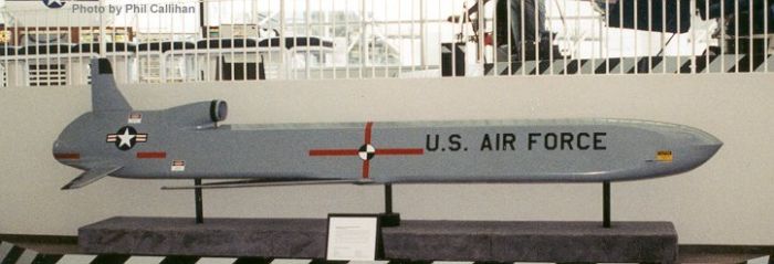 الصاروخ الاستراتيجى AGM-86 Agm-86b