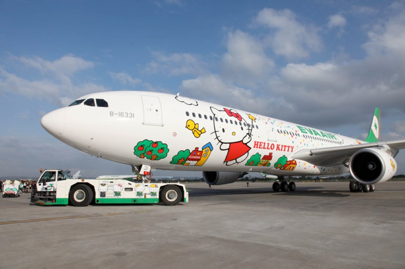 [Internacional] Avião da Hello Kitty faz primeiro voo de longa distância para os Estados Unidos Hk10