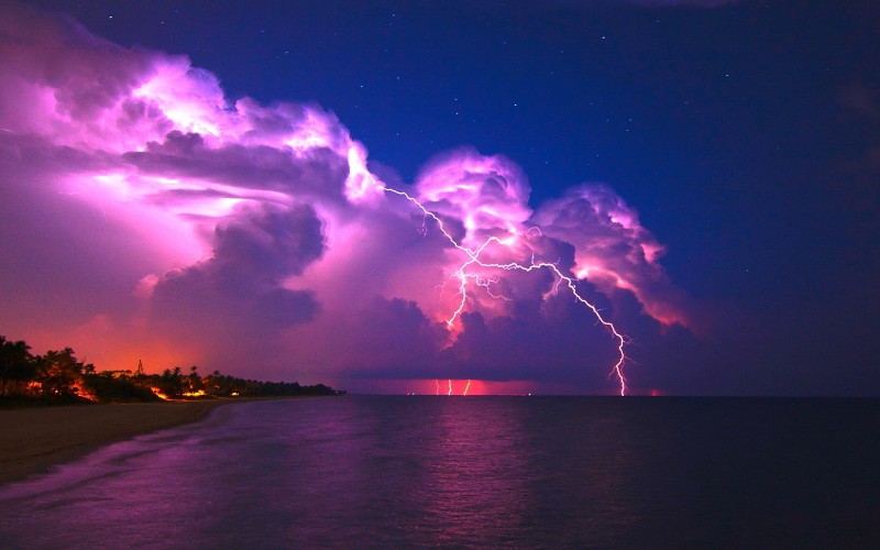 Munje i gromovi - Page 4 Lightning-storm-clouds-sky-stars-sea-beach-night-the-forces-of-nature-landscape-nature-pics-437245