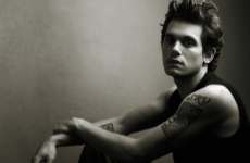 John Mayer explica porque deixou Twitter John-mayer-gap-230