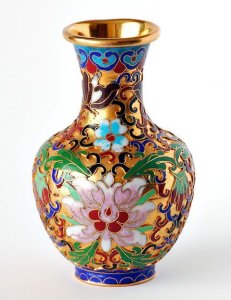 ماذا يوجد داخل المزهرية؟ Vase