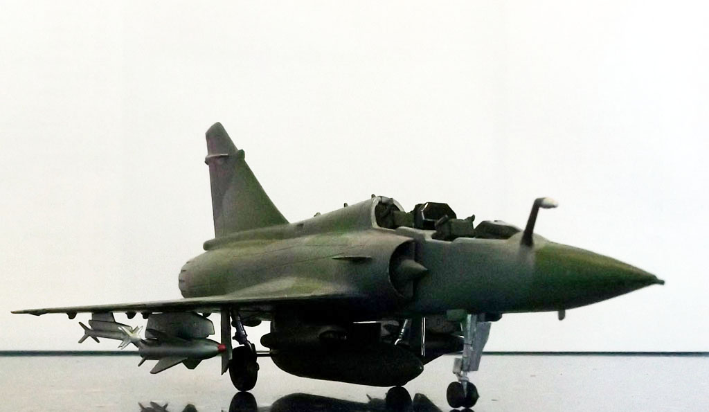 Mirage 2000D Revell 1/72e DSCF1913