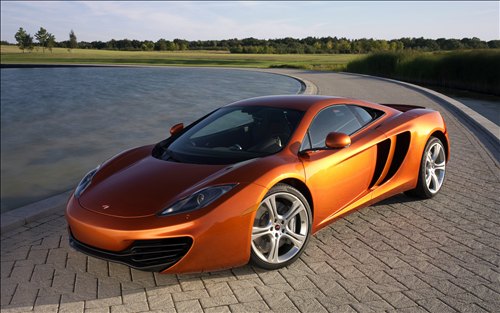  احدث سيارات 2011 2011-McLaren-MP4-12C-car-walls