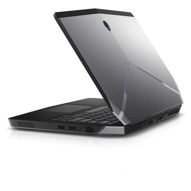 Alienware 13. Ανακοινώθηκε το νέο μικρό και πανίσχυρο gaming laptop! Alienware_2-640x640