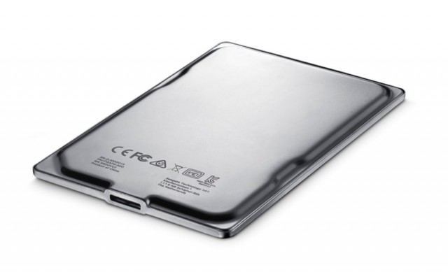 Seagate Seven. Ο εξωτερικός σκληρός που είναι πιο λεπτός και από το... iPhone 6 Plus (CES 2015) Seagate-Seven-03-640x389