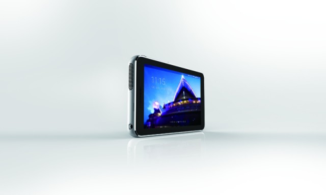 ZTE Spro Plus. Android mobile projector με όψη tablet ZTE-Spro-Plus-2-640x384