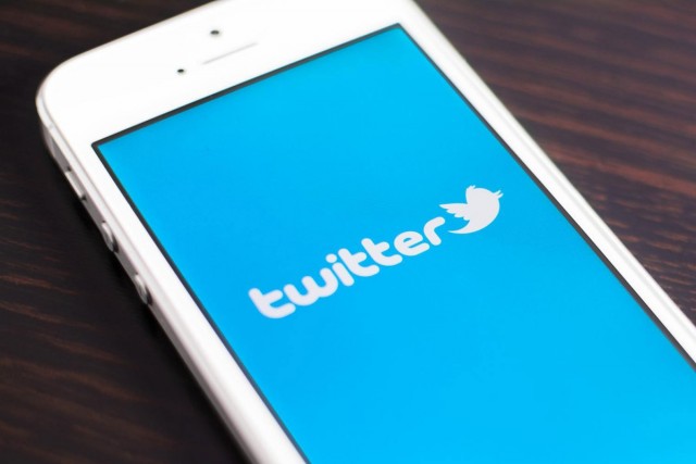 Twitter: αναβαθμίστηκε με δυνατότητα άμεσης συνομιλίας (chat) απευθείας από τα tweets Twitter-app-5-1200x0-640x427