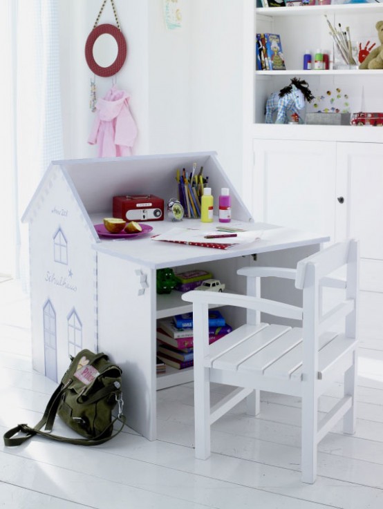 مكاتب للاطفال خيال وابداع Cool-Kids-desks-for-painting-and-writing-1-554x737