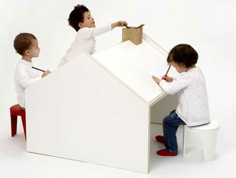 مكاتب للاطفال خيال وابداع Cool-Kids-desks-for-painting-and-writing-17