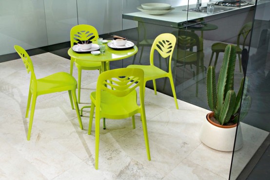 15 صورة لكراسي عصرية من DOMITALIA للمطبخ والحديقة  Modern-Bright-kitchen-chairs-from-Domitalia-11-554x369