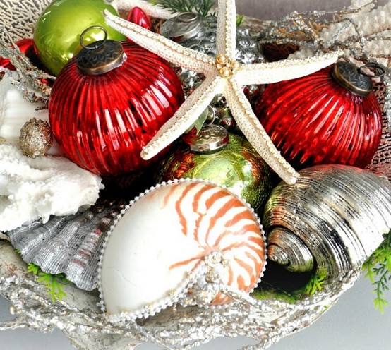 Božić i sve što vas asocira na Božić - Page 29 Beach-christmas-decor-ideas-13-554x496