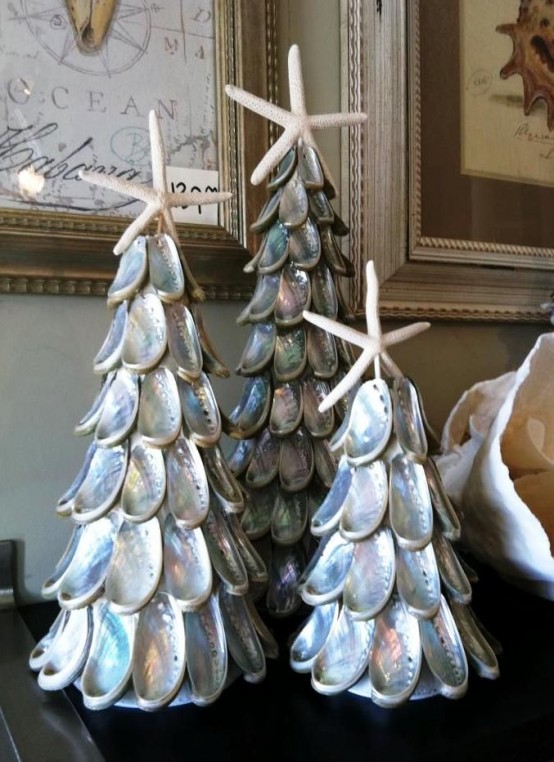 Božić i sve što vas asocira na Božić - Page 29 Beach-christmas-decor-ideas-3-554x762