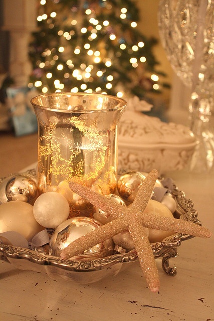 Božić i sve što vas asocira na Božić - Page 29 Beach-christmas-decor-ideas-9