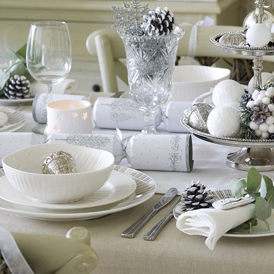 Božić i sve što vas asocira na Božić - Page 22 Christmas-table-settings-you-gonna-love-13