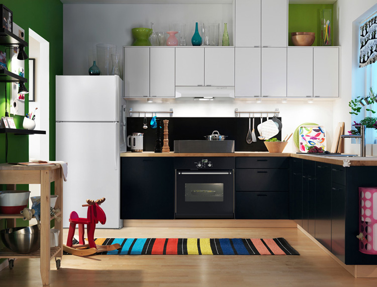 احدث الديكورات الهولنديا مع كنزى  Ikea-2010-kitchen-design-ideas-5