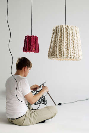 اثاث 2012 عجيب Knitted-woolen-pendant-lamp-3