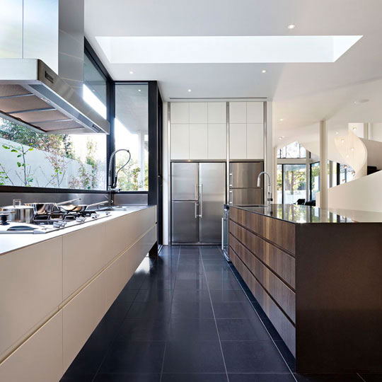 ...Jessica and Harper... Modern-sustainable-home-design-5