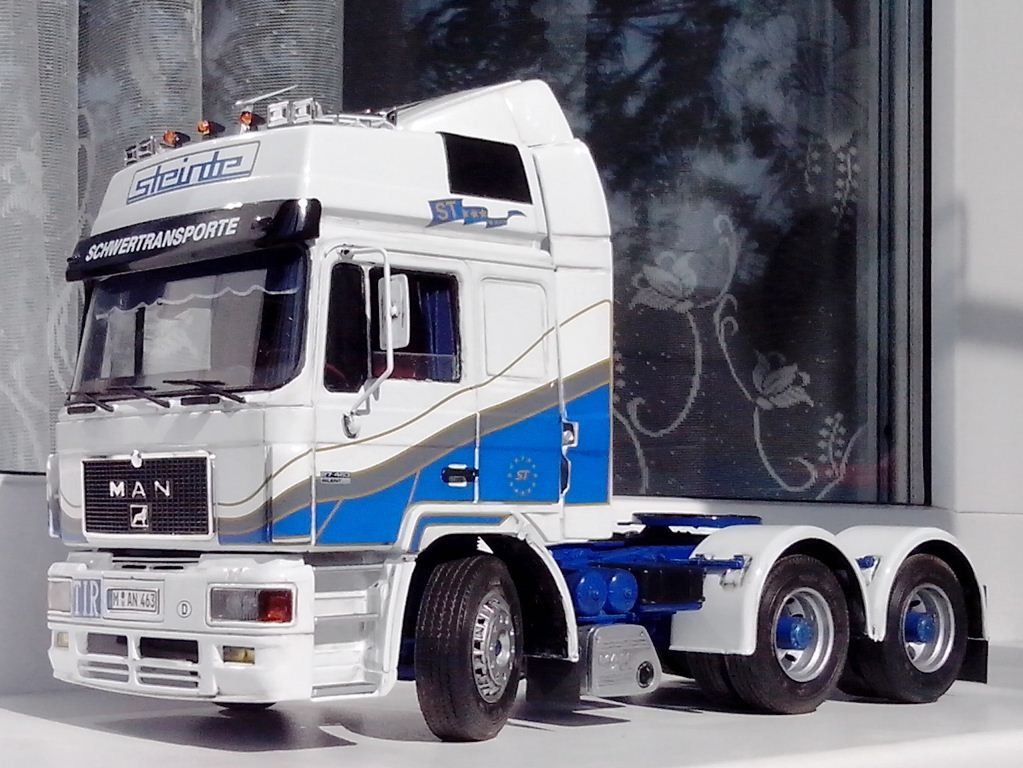 Camion MAN F2000 Italeri 1:24 G14811_1260062