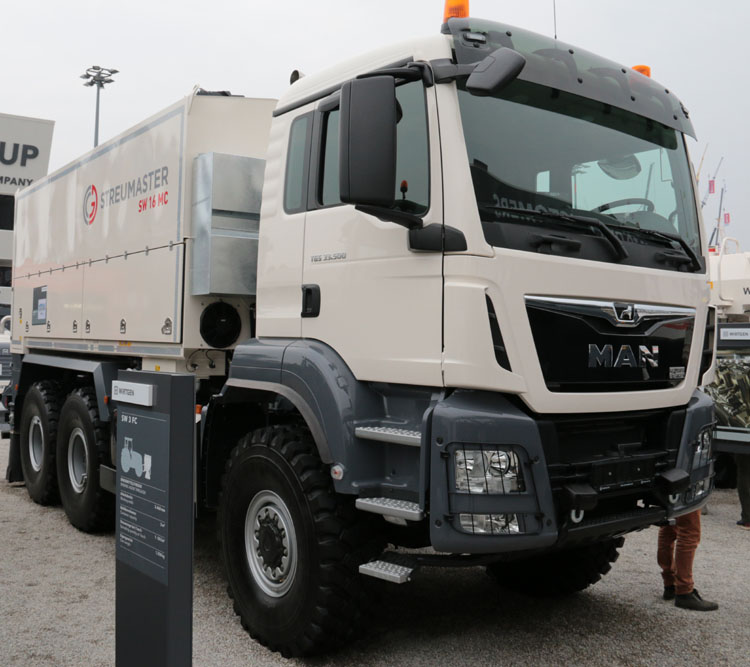 MAN TGS 33.500 6x6 Bauma2019lkw03