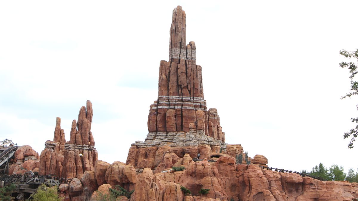 Big Thunder Mountain - Réhabilitation [Frontierland - 2015-2016] - Page 2 IMG_0133