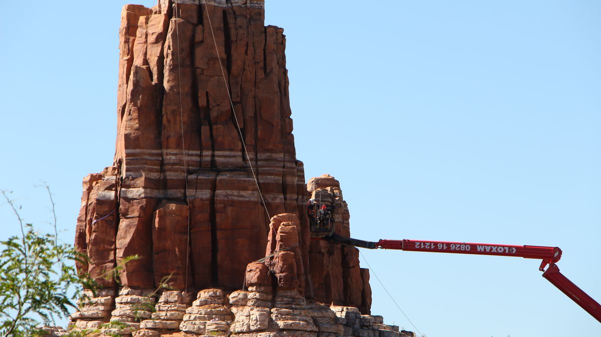 Big Thunder Mountain - Réhabilitation [Frontierland - 2015-2016] - Page 6 IMG_0246