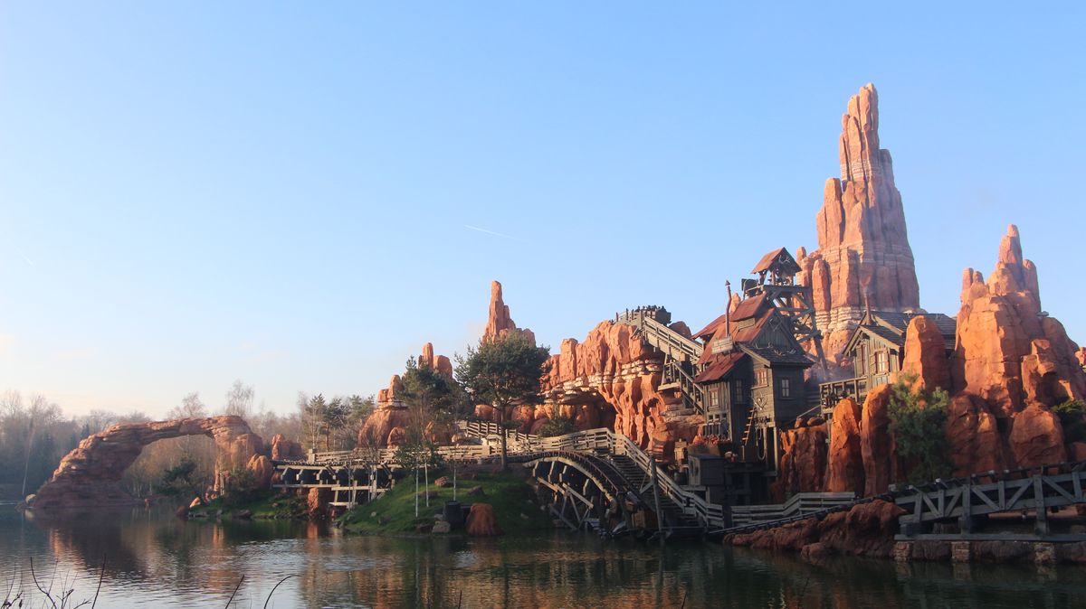 Big Thunder Mountain - Réhabilitation [Frontierland - 2015-2016] - Page 35 IMG_5883