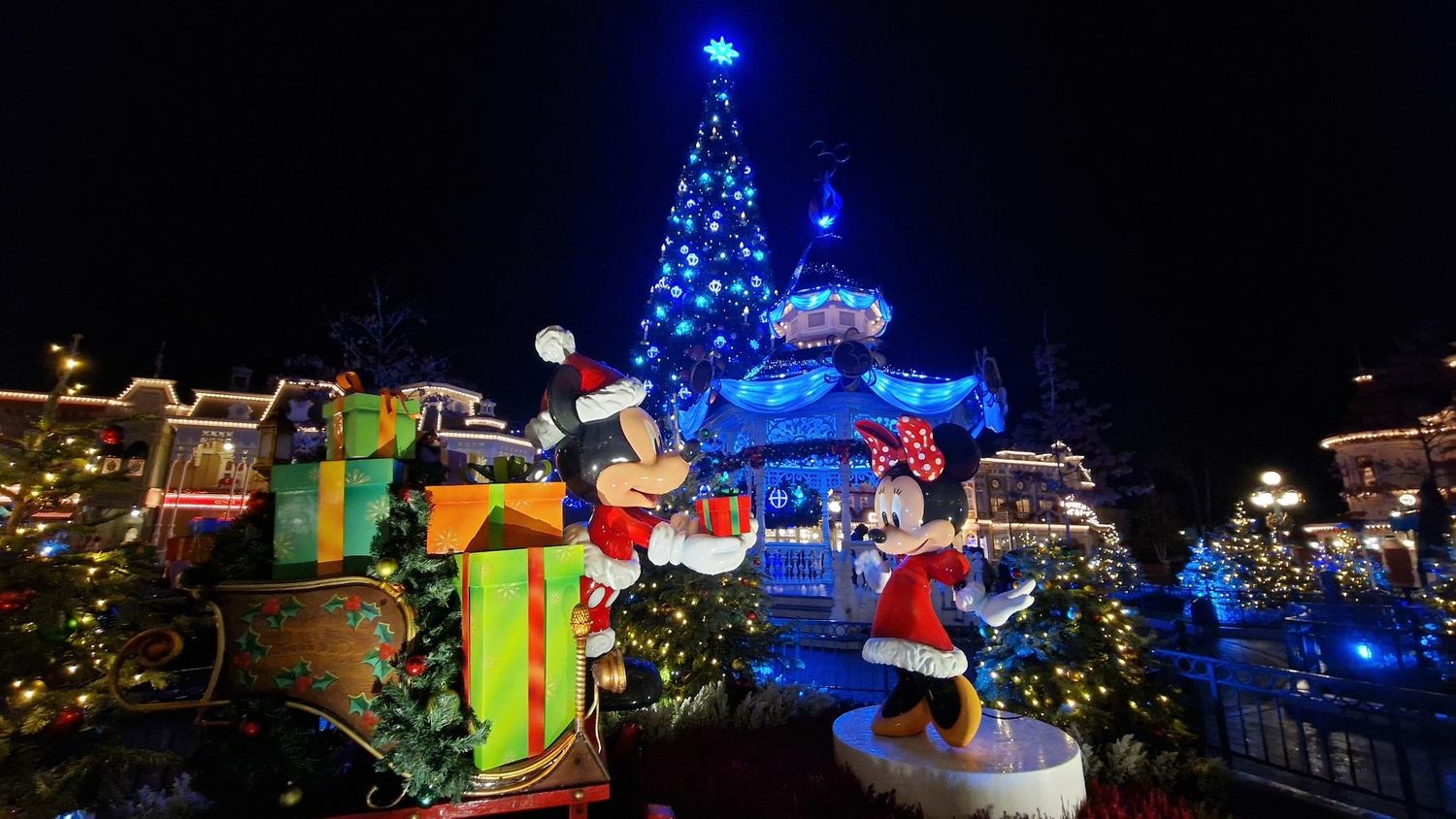 Le Noël Enchanté Disney (du 12 novembre 2022 au 8 janvier 2023) - Page 11 Signal-2022-11-26-165156_006