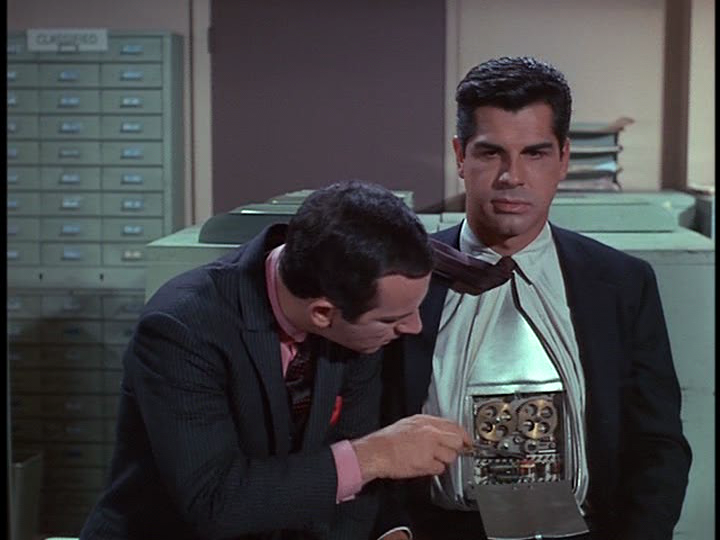 Get Smart Season 2 (DVD5)(Ing-Lat)(1966) TvYLG