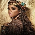 الفنانين  واغانيهم Amna-fakher_376