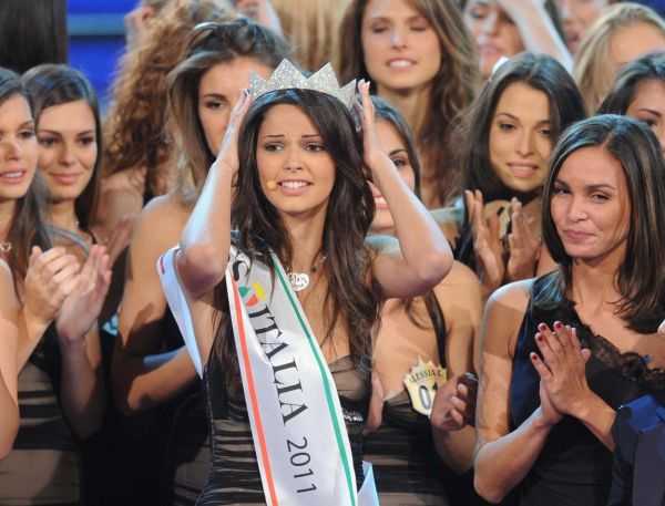 MISS ITALIA 2011 is STEFANIA BIVONE!!! - Page 4 Miss-italia-2011-stefania-bivone