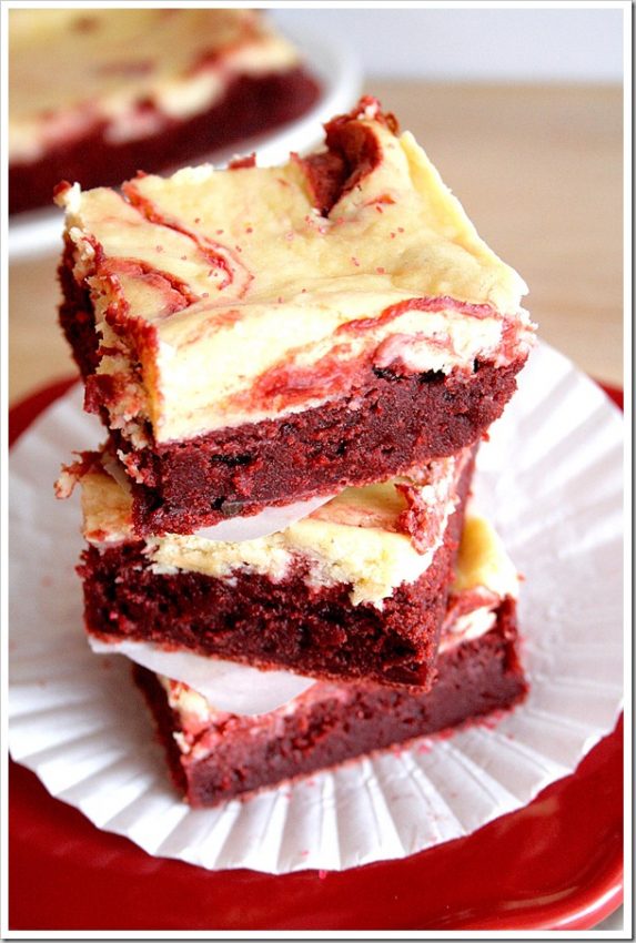 Red Velvet Cheesecake brownies Red-velvet-brownies-2_thumb