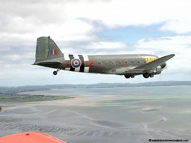 DOUGLAS DC3 Nzair1